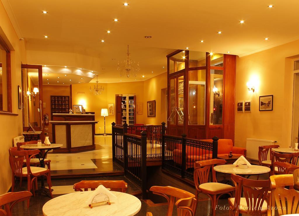 Hotel Francia Tandil Bagian luar foto